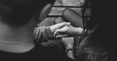 Supporting a Loved One in Rehab: A Comprehensive Guide